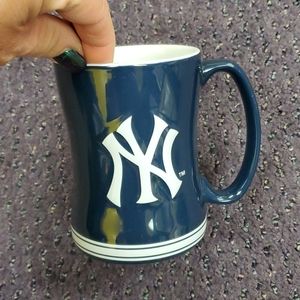 Boulder Brands MLB New York Yankess Mug 15 oz